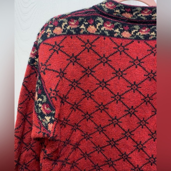 Icelandic Design Nordic Women’s 100%‎ Wool Sweater Embroidered Size Large Red - Picture 9 of 10